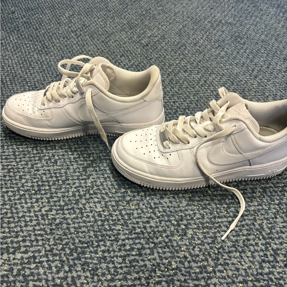 Nike Air Force 1 triple white - Picture 3 of 12